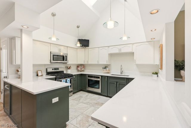 569 Atterbury Boulevard, Hudson, OH 44236