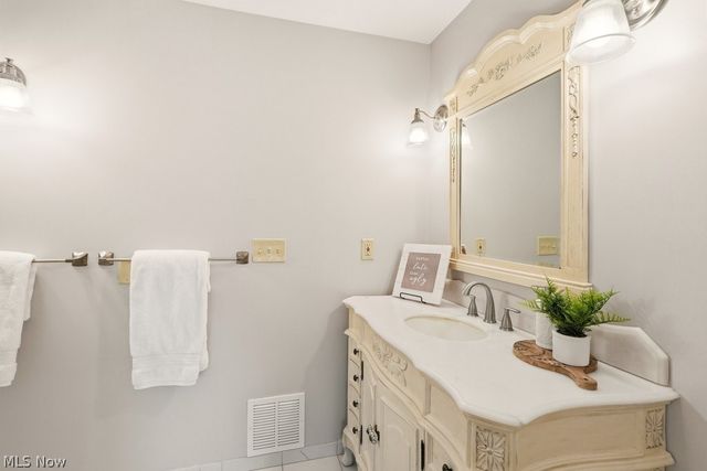 569 Atterbury Boulevard, Hudson, OH 44236