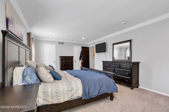 134 Pine Needle Street, Howell, NJ 07731