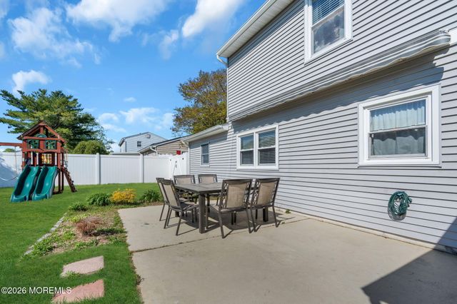 134 Pine Needle Street, Howell, NJ 07731