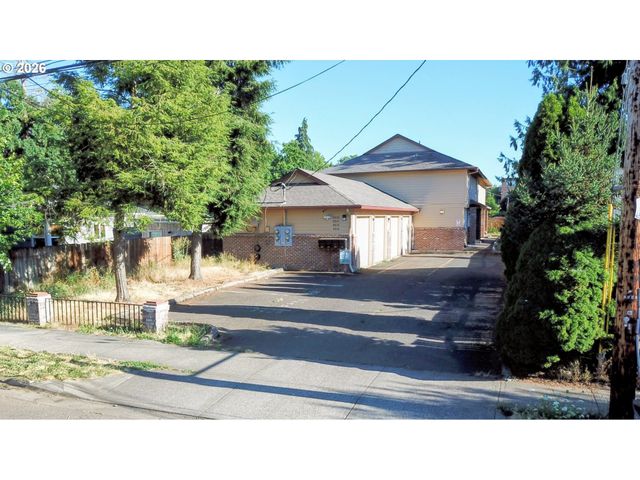 8826 Se LAFAYETTE St, Portland, OR 97266
