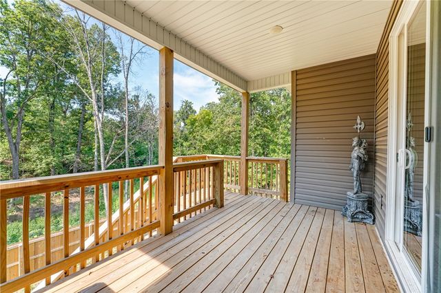 17 Dumfries Circle, Bella Vista, AR 72715
