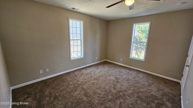 210 S Cedar Ave, La Grange, KY 40031