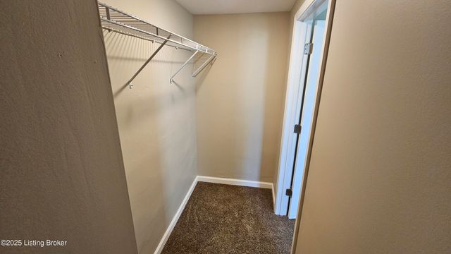 210 S Cedar Ave, La Grange, KY 40031