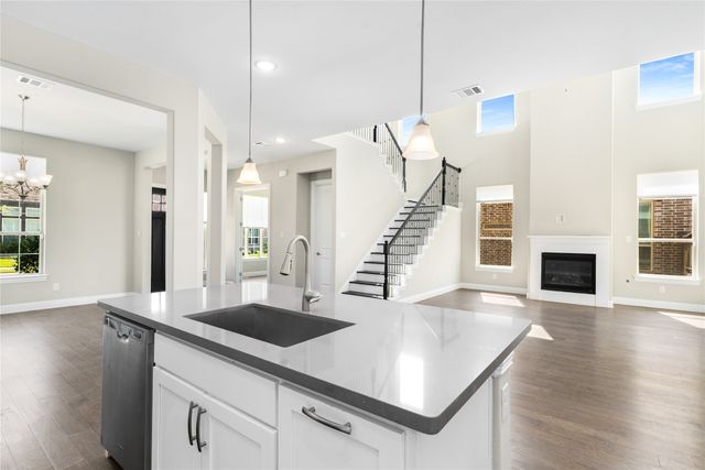 12261 Hesse Drive, Farmers Branch, TX 75234