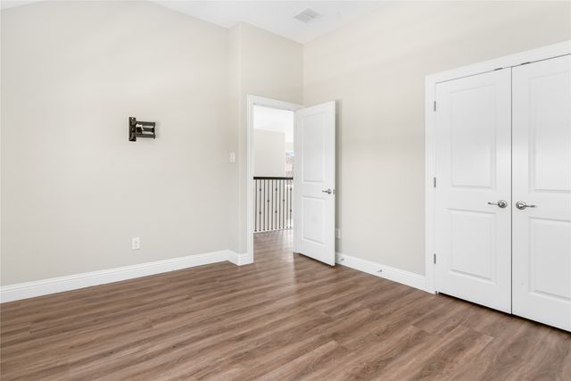 12261 Hesse Drive, Farmers Branch, TX 75234