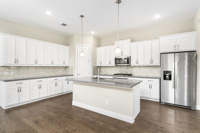 12261 Hesse Drive, Farmers Branch, TX 75234