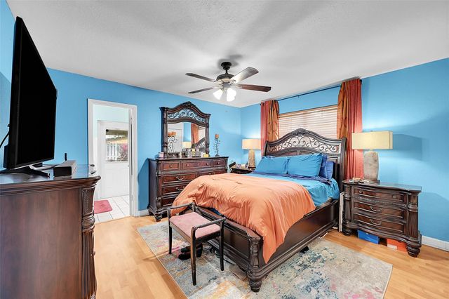 5991 NW 13th St, Sunrise, FL 33313