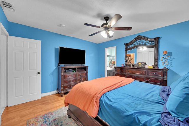 5991 NW 13th St, Sunrise, FL 33313