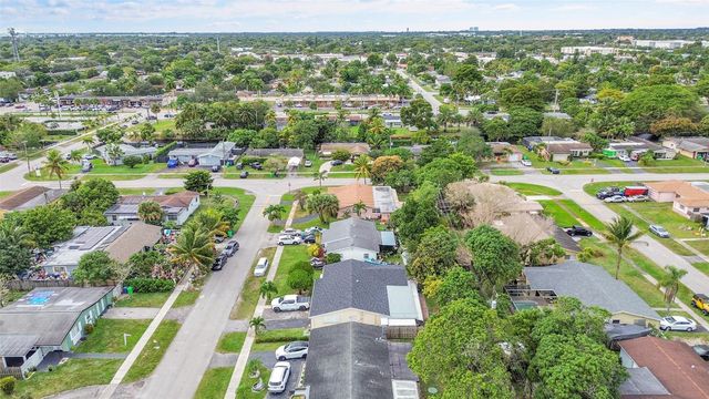 5991 NW 13th St, Sunrise, FL 33313