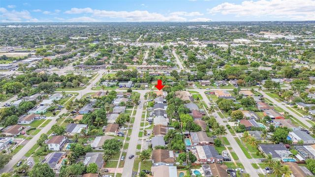 5991 NW 13th St, Sunrise, FL 33313