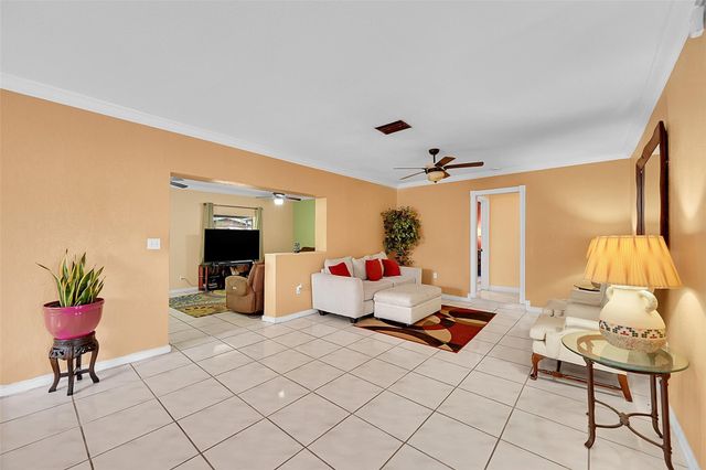 5991 NW 13th St, Sunrise, FL 33313