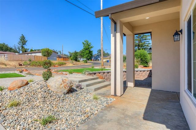 1910 Crandall Way, Paradise, CA 95969