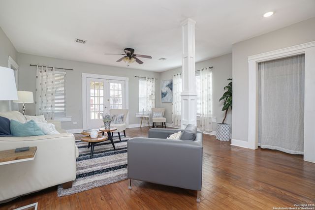 420 W Lullwood, San Antonio, TX 78212