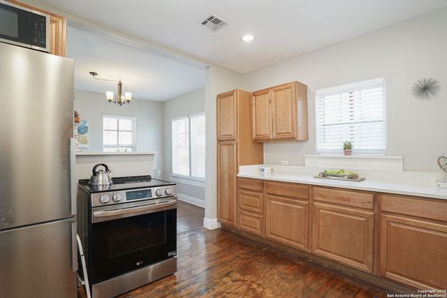 420 W Lullwood, San Antonio, TX 78212