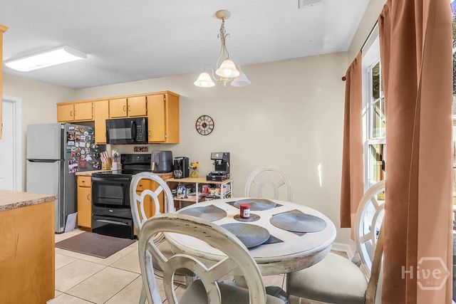 25 Escapade Lane, Savannah, GA 31405