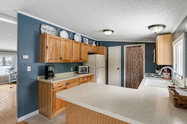 11 Beach Road, Milton, VT 05468