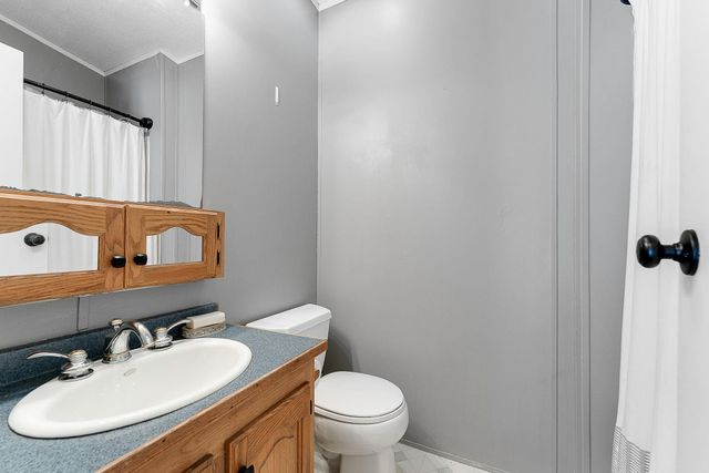 11 Beach Road, Milton, VT 05468