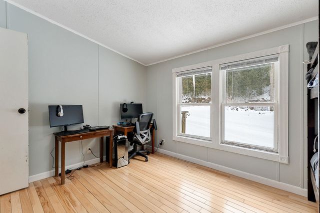 11 Beach Road, Milton, VT 05468