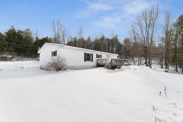 11 Beach Road, Milton, VT 05468
