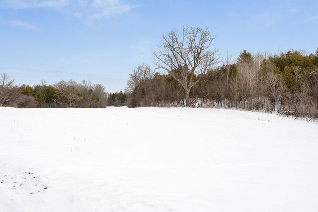 11 Beach Road, Milton, VT 05468