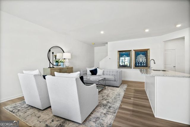 2477 Honey Way, Conyers, GA 30013