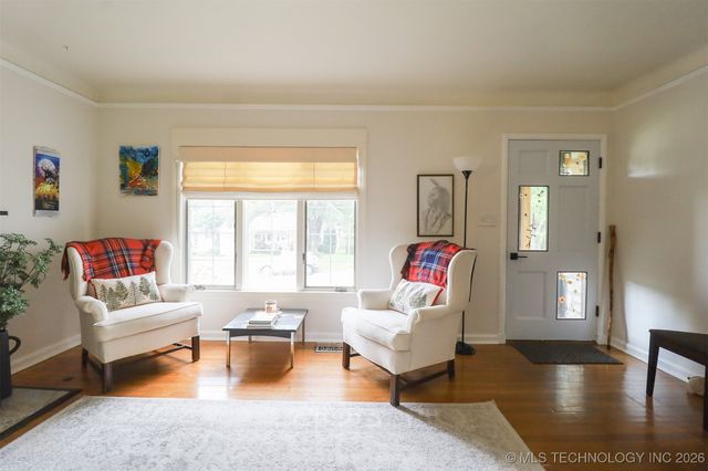 2612 E 17th Place, Tulsa, OK 74104