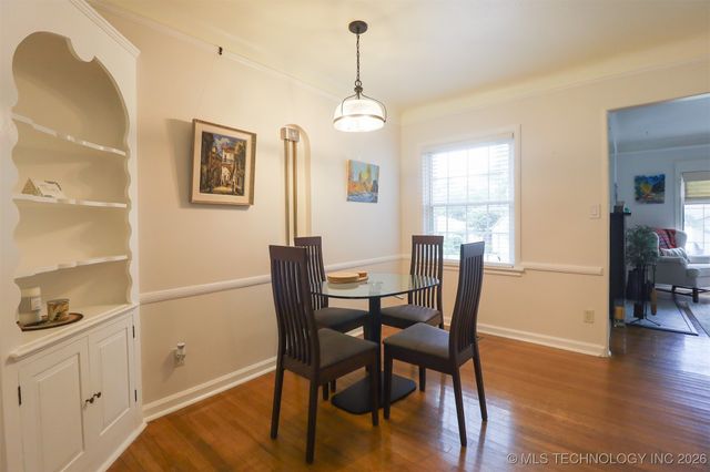 2612 E 17th Place, Tulsa, OK 74104