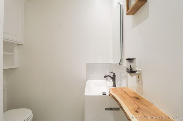 2612 E 17th Place, Tulsa, OK 74104