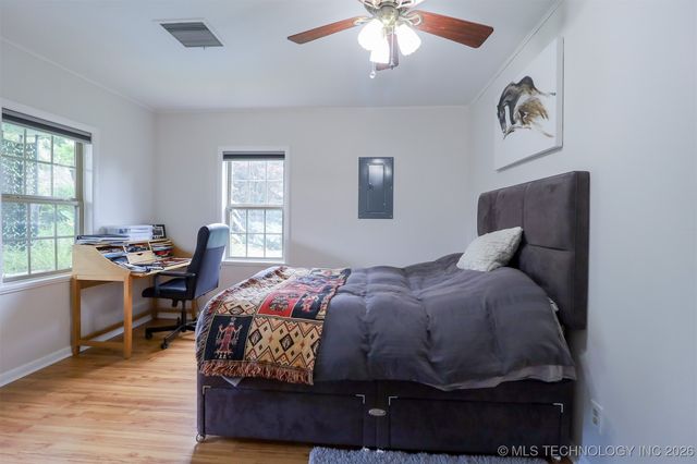 2612 E 17th Place, Tulsa, OK 74104