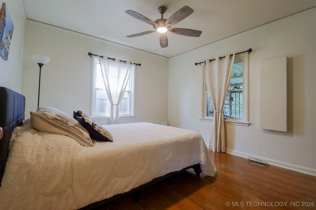 2612 E 17th Place, Tulsa, OK 74104