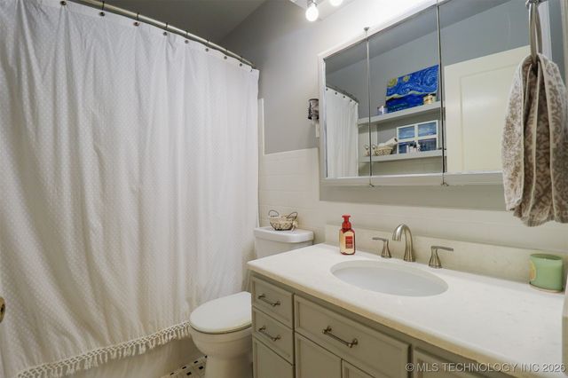 2612 E 17th Place, Tulsa, OK 74104