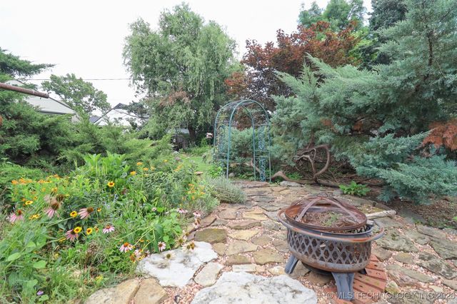 2612 E 17th Place, Tulsa, OK 74104