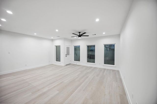 8218 Lawler Unit Street A, Houston, TX 77051