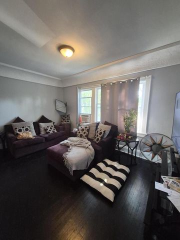 3746 N 38th STREET #3748, Milwaukee, WI 53216