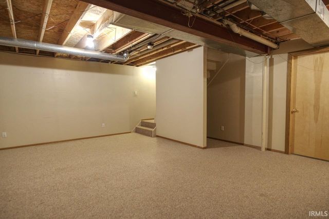 806 Eagle Cove Drive, South Bend, IN 46614