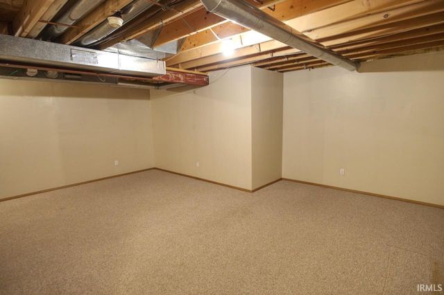 806 Eagle Cove Drive, South Bend, IN 46614