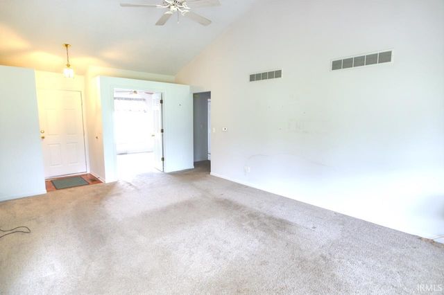 806 Eagle Cove Drive, South Bend, IN 46614