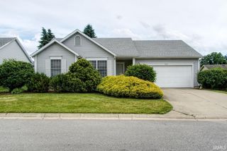 806 Eagle Cove Drive, South Bend, IN 46614