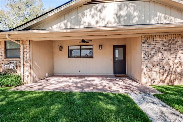 8105 Ravenswood Road, Granbury, TX 76049
