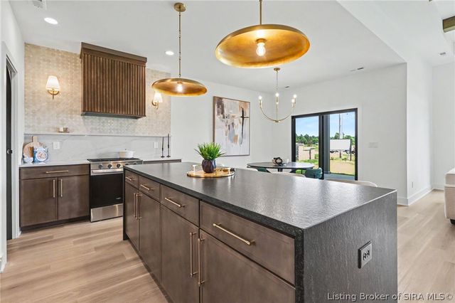 5119 Louis Lane, Jeffersonville, IN 47130