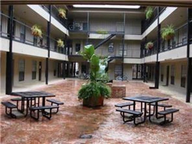 2401 Leon ST 305, Austin, TX 78705