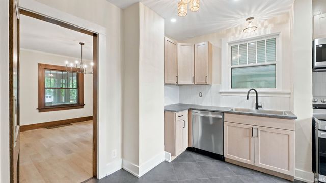 443 French Avenue, Fort Wayne, IN 46807