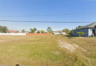 3513 W Gator CIR, Cape Coral, FL 33909