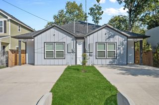 8412 Sunnyhill Street, Houston, TX 77088