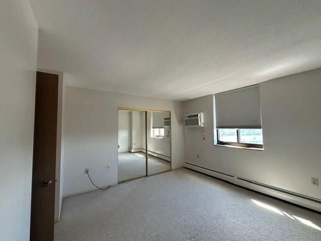 6500 Woodlake Drive 1104, Richfield, MN 55423