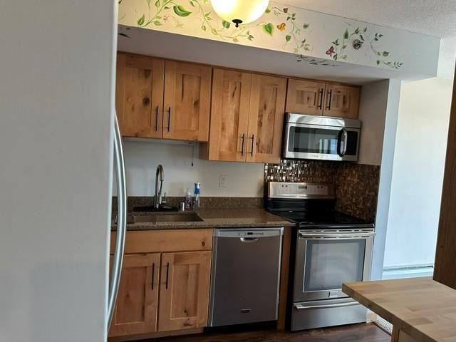6500 Woodlake Drive 1104, Richfield, MN 55423