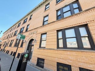 2113 W North Avenue 1W, Chicago, IL 60647