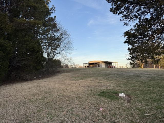 342 Second Creek Rd, Five Points, TN 38457