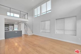 5014 Rosewood Avenue 1/2, Los Angeles, CA 90004